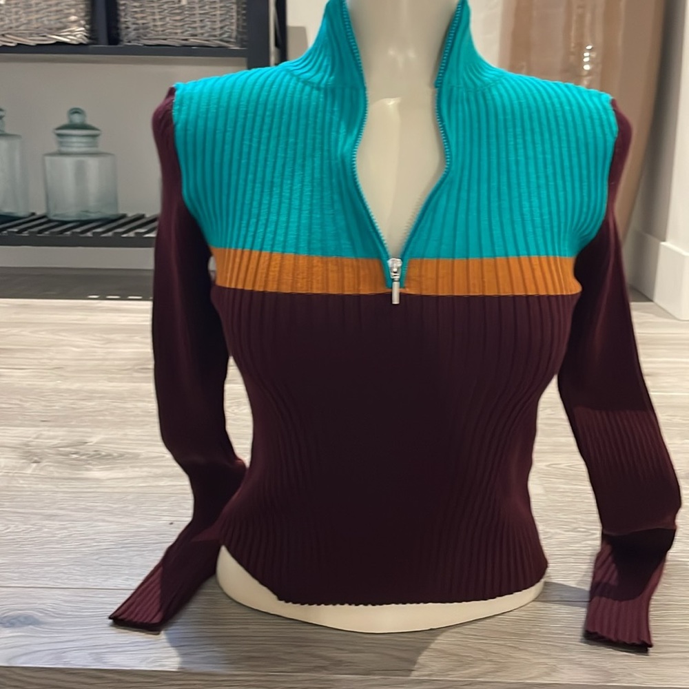 Super cute, & Colourful soft and stretchy with half zip cropped  sweater